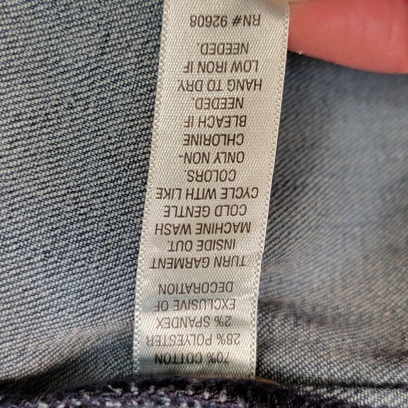 Womens Denim Jacket W/ Lace Back Detail By Passport Size L - Picture 4 of 4